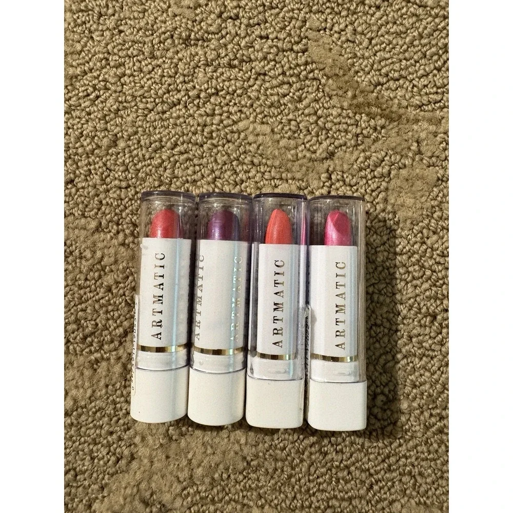 Artmatic USA Lipstick Lot Of‎ 4 Chilli Pepper Pearly Grey Wet Coral Love Orchid